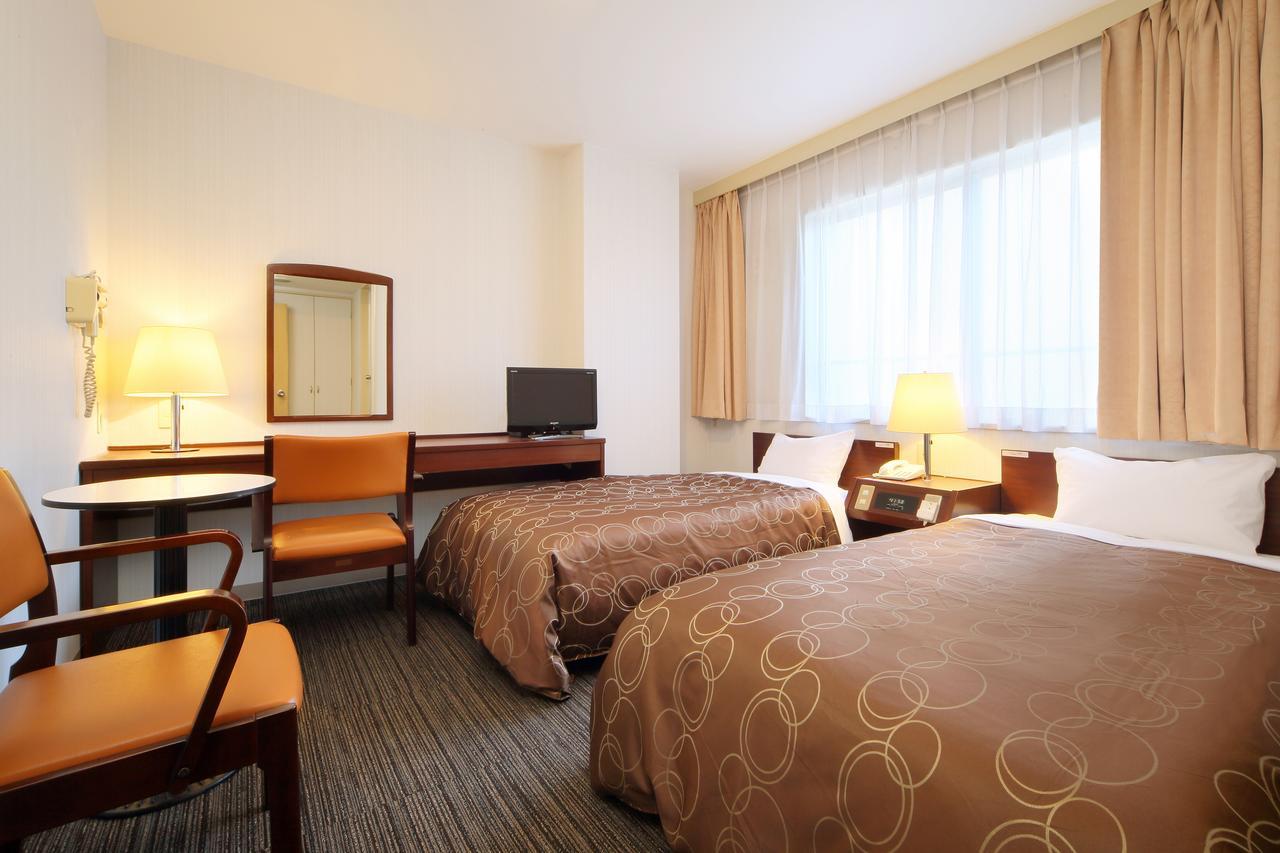 Hotel Grand Plaza Urashima Kurihara Exteriör bild