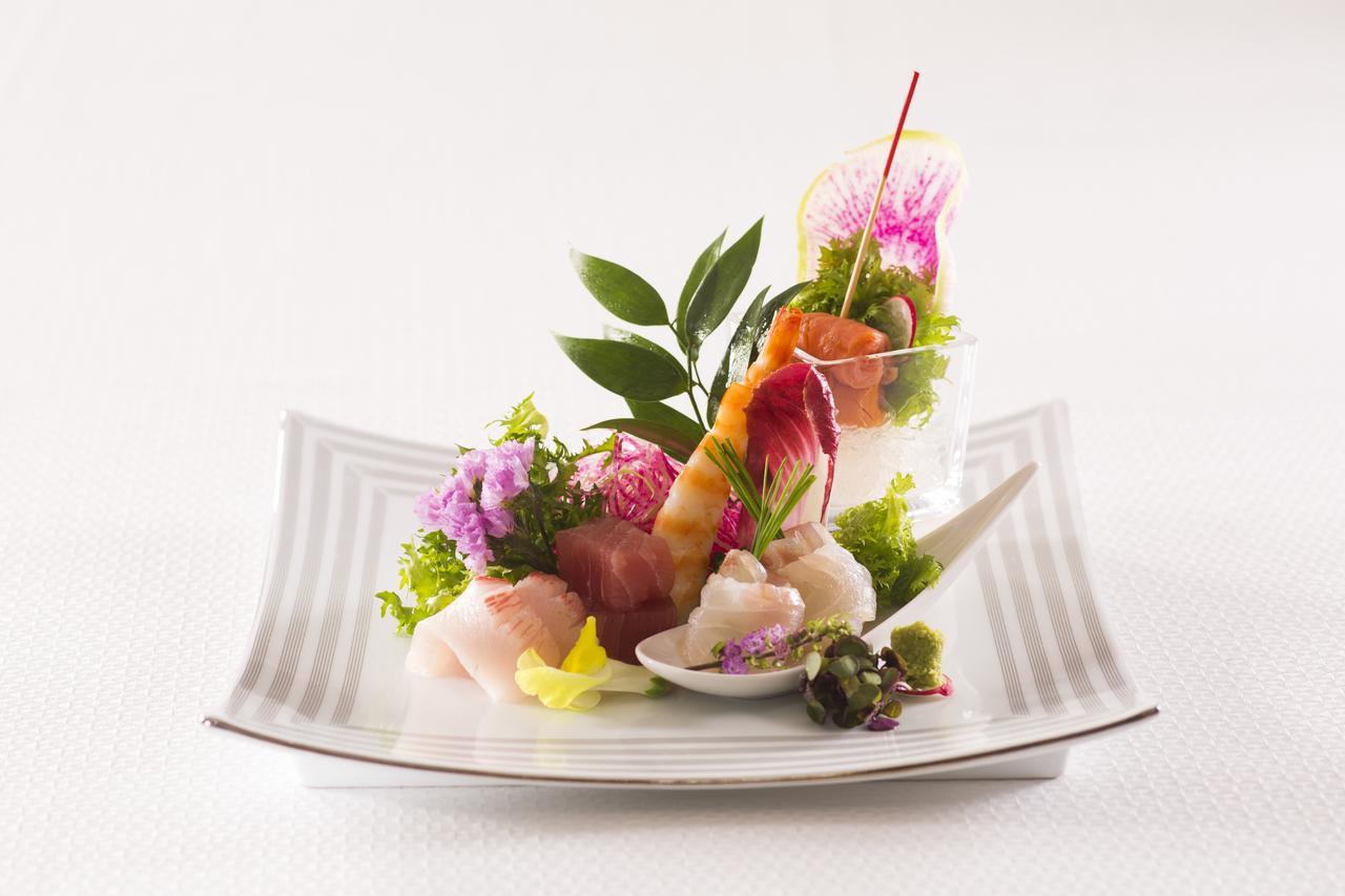 Hotel Grand Plaza Urashima Kurihara Exteriör bild
